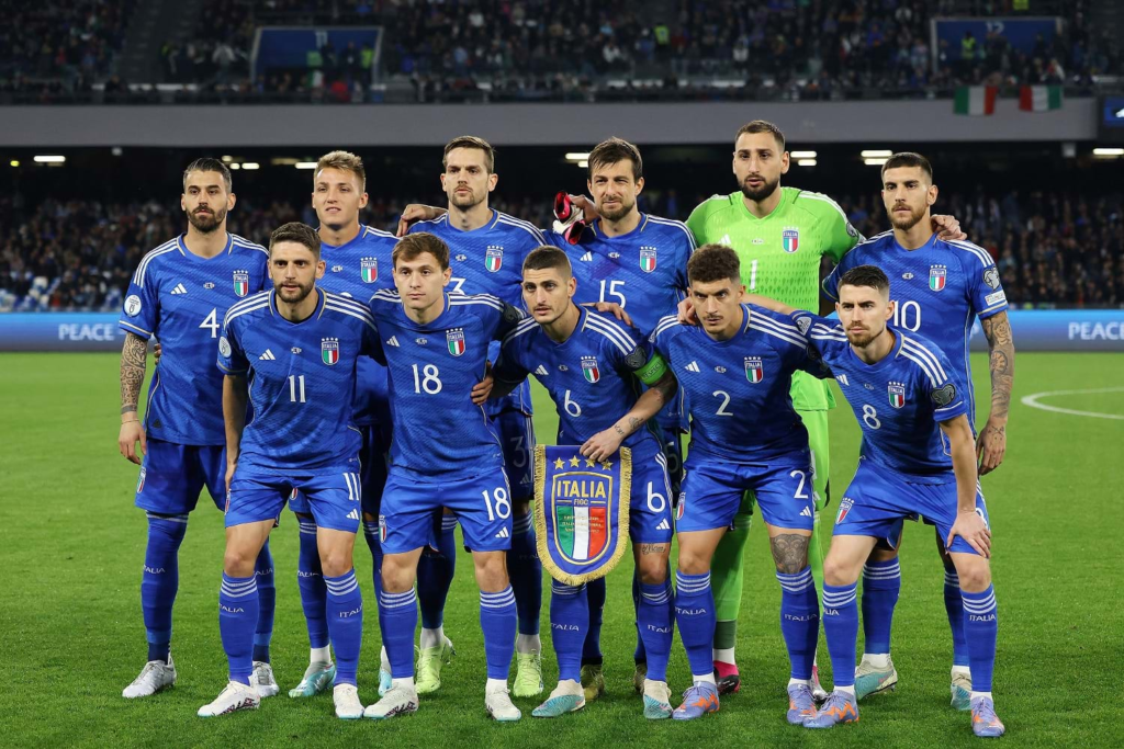 Italy - 1713.66 - Eighth Top Football Team in Fifa 